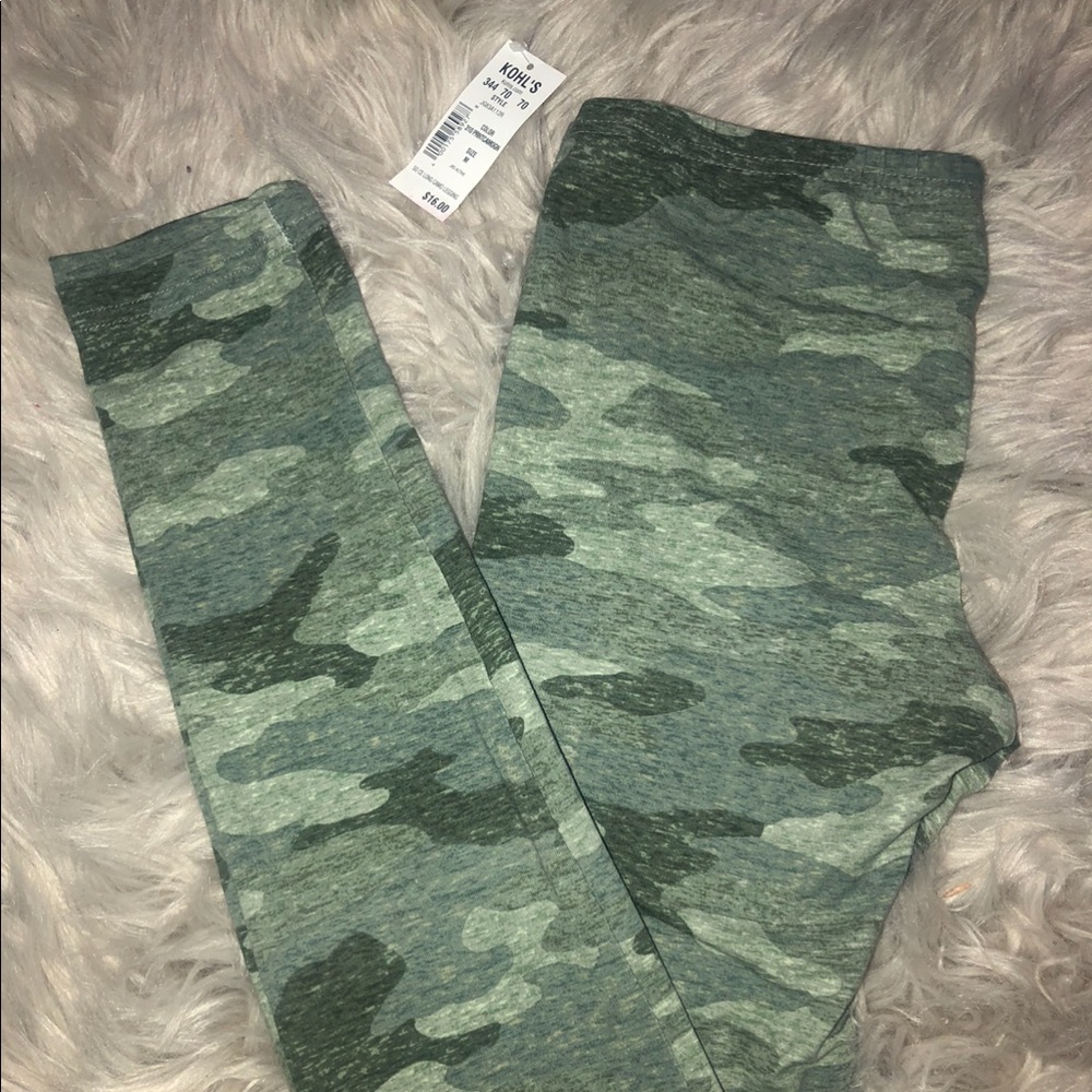 SO Athletic American Heritage Camo Leggings!!